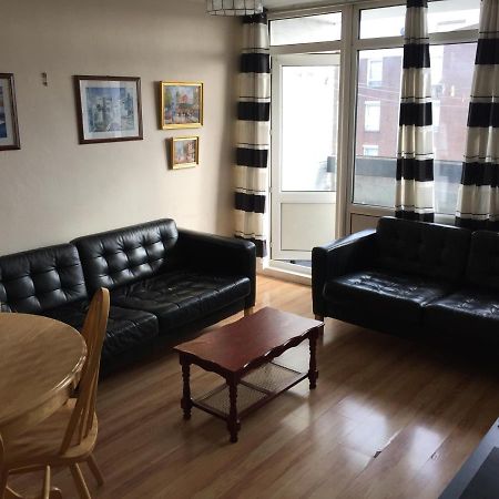 Two Bedroom Apartment In Royal Greenwich 런던 외부 사진