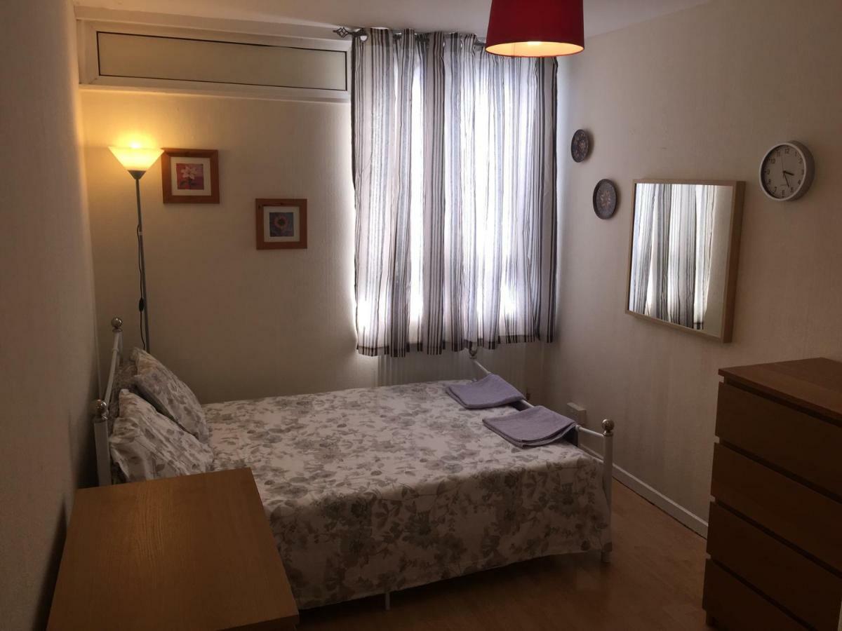 Two Bedroom Apartment In Royal Greenwich 런던 외부 사진