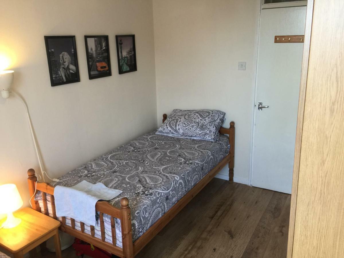 Two Bedroom Apartment In Royal Greenwich 런던 외부 사진
