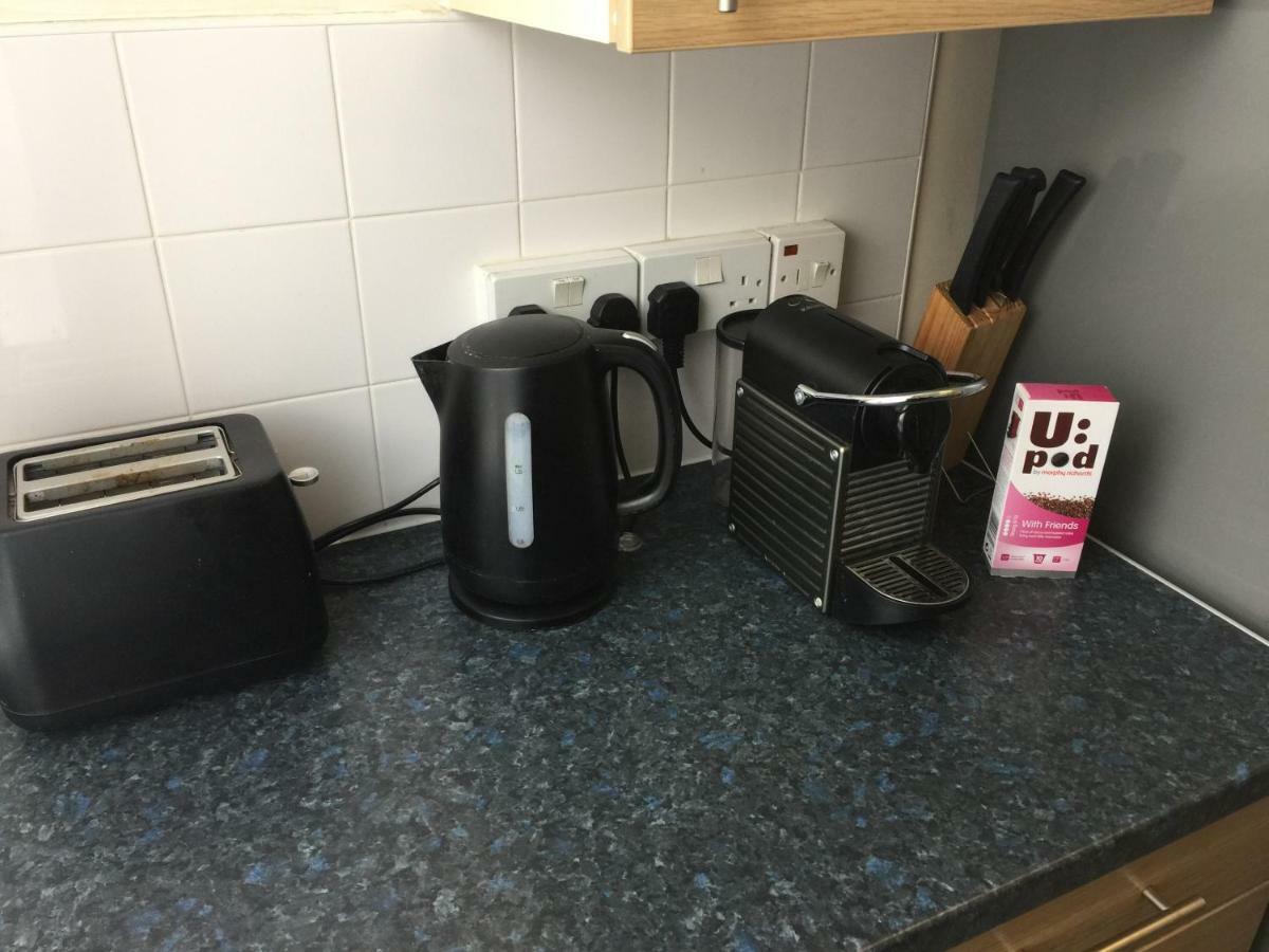 Two Bedroom Apartment In Royal Greenwich 런던 외부 사진